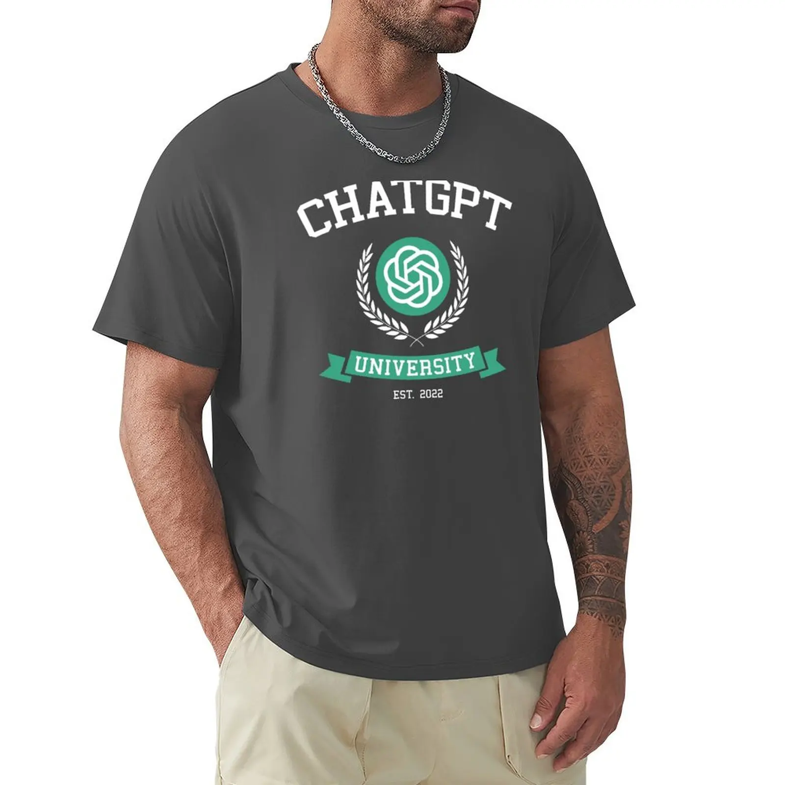 チャットグポイント大学-面白いTシャツ、学校の男の子の贈り物 - Men'S Fashion University のレビューと価格